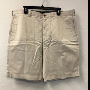 J. Crew Men's Beige Flat Front Shorts